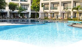 Pooh Beach Resort & Spa